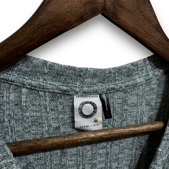 Anthropologie Women's Akemi + Kin Chateaux Knit Button Up Cardigan Green Size S - Picture 5 of 6